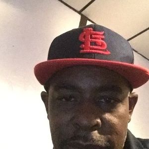 Meet your Posher, Deandre